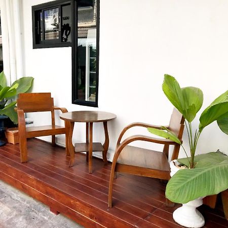 Manon Sleepeatdrink Bed and Breakfast Τσιάνγκ Μάι Εξωτερικό φωτογραφία