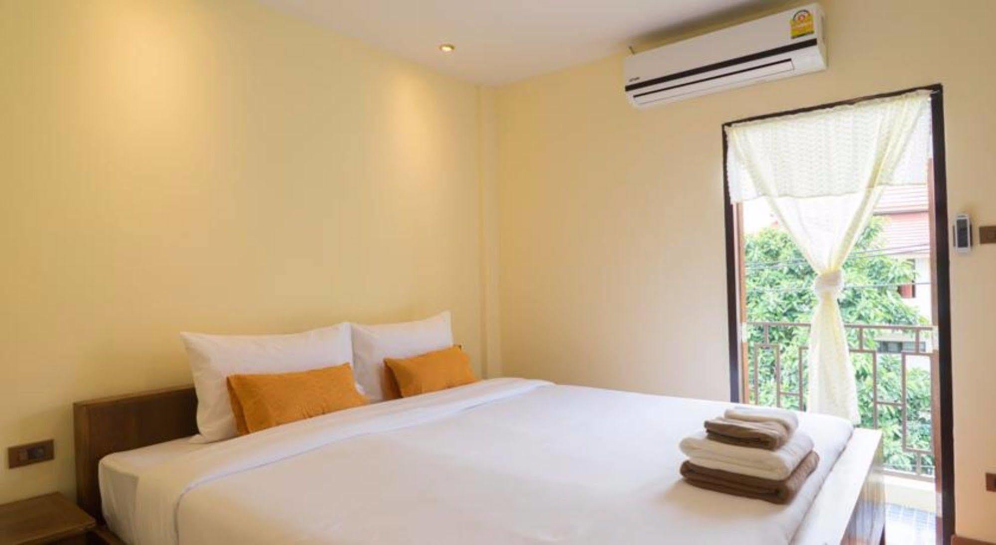 Manon Sleepeatdrink Bed and Breakfast Τσιάνγκ Μάι Εξωτερικό φωτογραφία